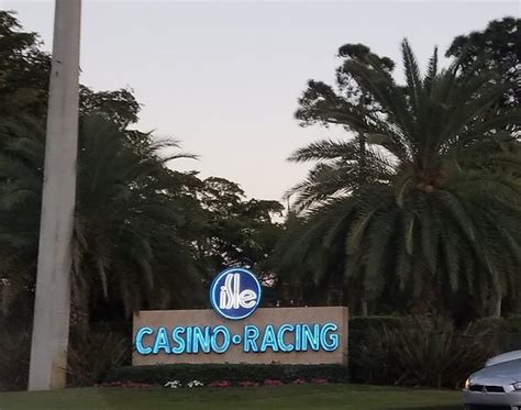 Isle Casino Racing Pompano Park (Pompano Beach) .